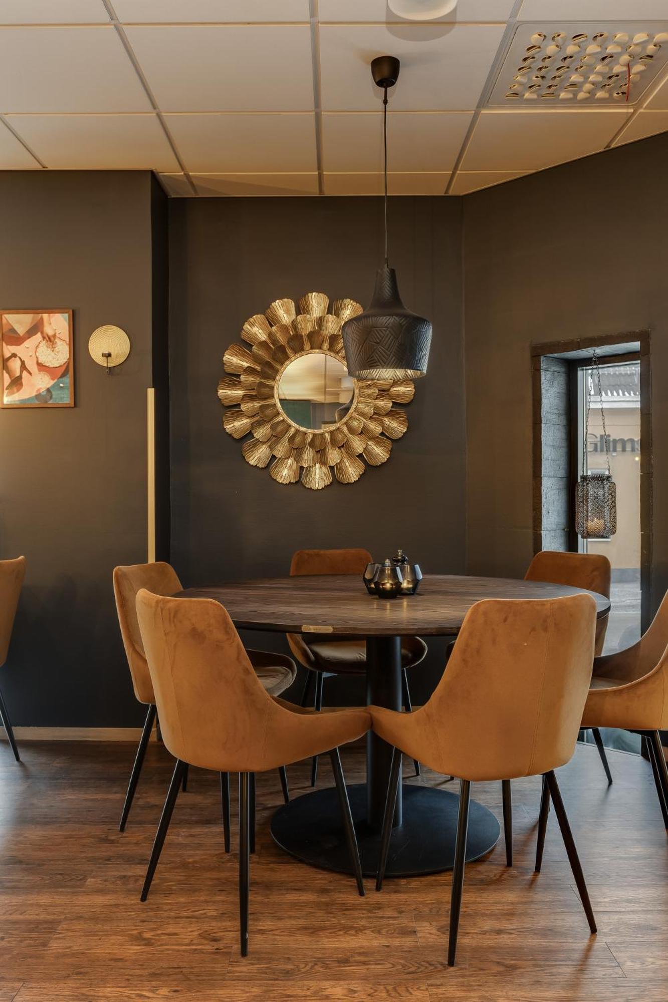 Western Grand Elektra Hotell