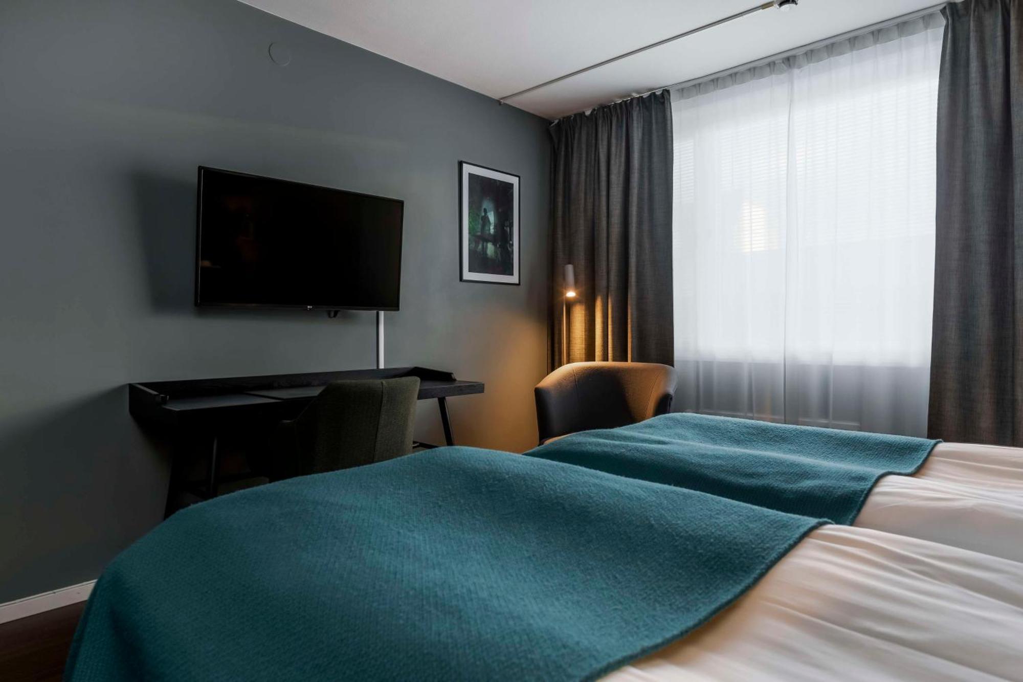 Western Grand Elektra Hotel